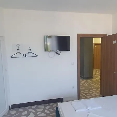 Masheri Hotel
